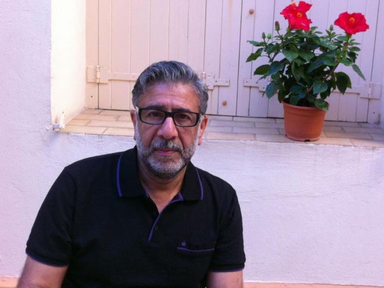 Omran Abdullah - يعتبر أمجد ناصر من رواد الحداثة الشعرية وأحد رموز الصحافة الثقافية بالعالم العربي (الجزيرة) - بعد أن رثى نفسه بكلمات مؤثرة.. رحيل أمجد ناصر شاعر النثر والقضية الفلسطينية