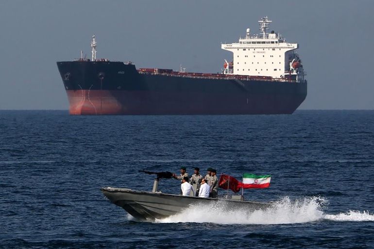 مضيق هرمز الشريان الحيوي لحركة التجارة (صورة من AFP)