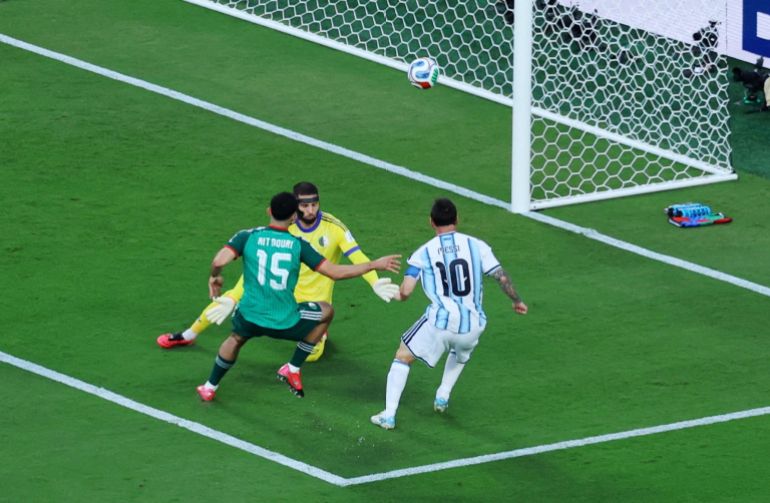 Soccer Football - FIFA World Cup 2026 - Group J - Argentina v Algeria - Kansas City Stadium, Kansas City, Missouri, U.S. - June 16, 2026 Argentina's Lionel Messi scores a goal past Algeria's Luca Zidane that was later disallowed REUTERS/Siphiwe Sibeko TPX IMAGES OF THE DAY